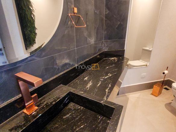 Casa à Venda no Condomínio Costa Verde Tabatinga com 7 suítes, na Praia de Tabatinga com 650m²