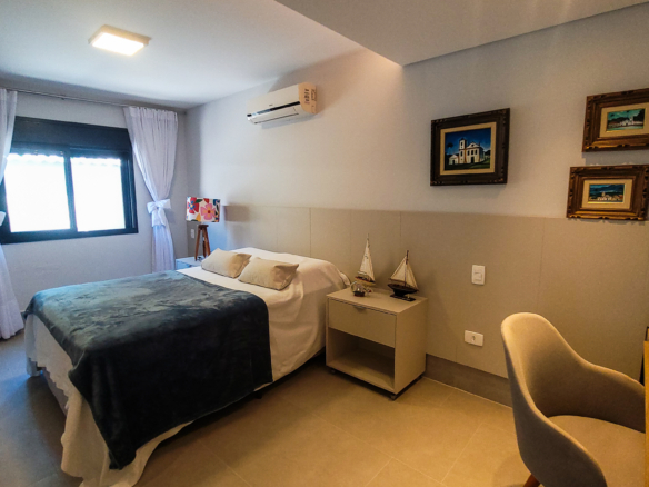 Casa à Venda no Condomínio Costa Verde Tabatinga com 7 suítes, na Praia de Tabatinga com 650m²