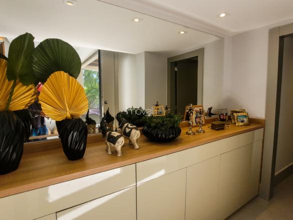 Casa à Venda no Condomínio Costa Verde Tabatinga com 7 suítes, na Praia de Tabatinga com 650m²