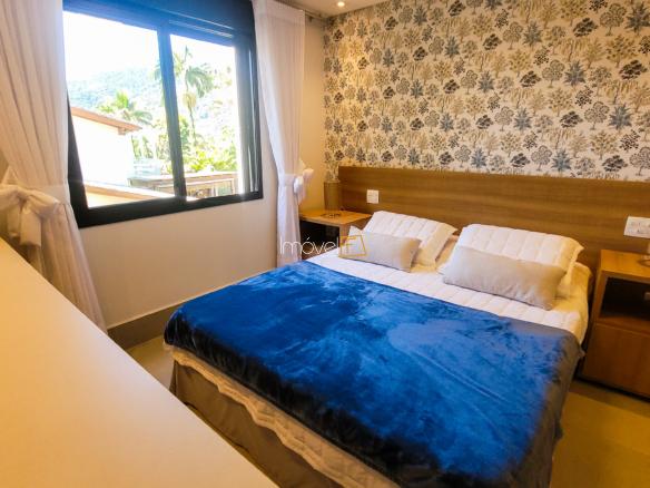 Casa à Venda no Condomínio Costa Verde Tabatinga com 7 suítes, na Praia de Tabatinga com 650m²