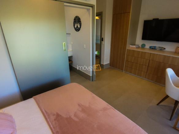 Casa à Venda no Condomínio Costa Verde Tabatinga com 7 suítes, na Praia de Tabatinga com 650m²