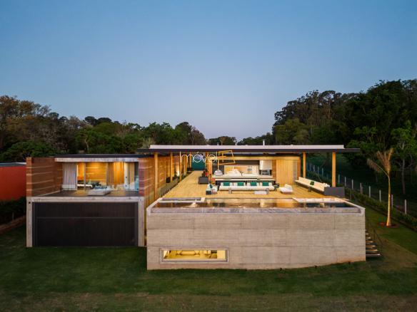 Casa Pier a venda com 6 suítes, em Avaré com 970m²