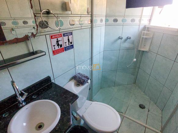 Casa para Venda com 10 quartos, em Fortaleza com 750m²