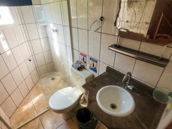Casa para Venda com 10 quartos, em Fortaleza com 750m²