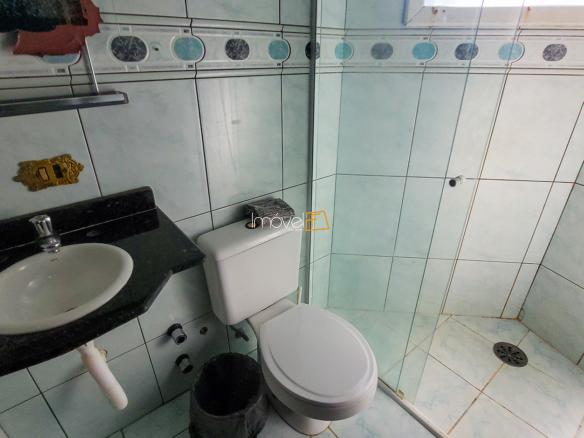 Casa para Venda com 10 quartos, em Fortaleza com 750m²