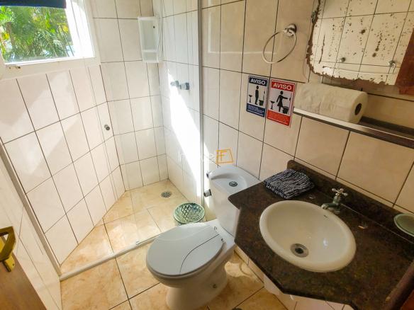 Casa para Venda com 10 quartos, em Fortaleza com 750m²