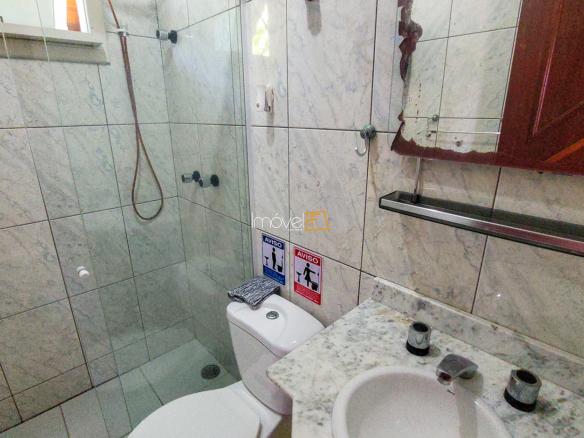 Casa para Venda com 10 quartos, em Fortaleza com 750m²