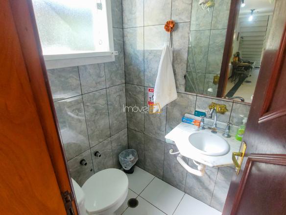 Casa para Venda com 10 quartos, em Fortaleza com 750m²