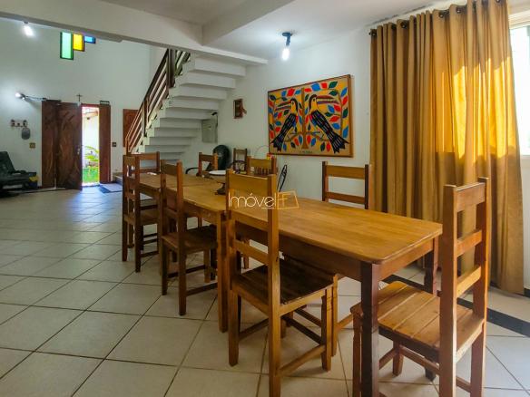 Casa para Venda com 10 quartos, em Fortaleza com 750m²