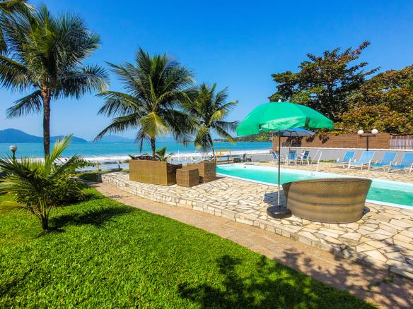 Casa para Venda com 10 quartos, em Fortaleza com 750m²