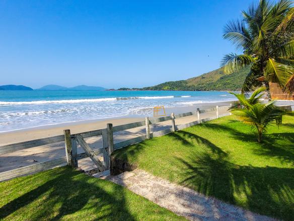 Casa para Venda com 10 quartos, em Fortaleza com 750m²