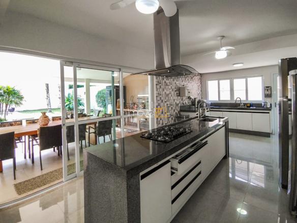 Casa no Condomínio Costa Verde Tabatinga para Temporada com 8 suítes, na Praia de Tabatinga com 500m²