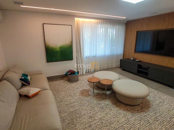 Casa no Condomínio Ponta das Toninhas com 604 m² em Ubatuba