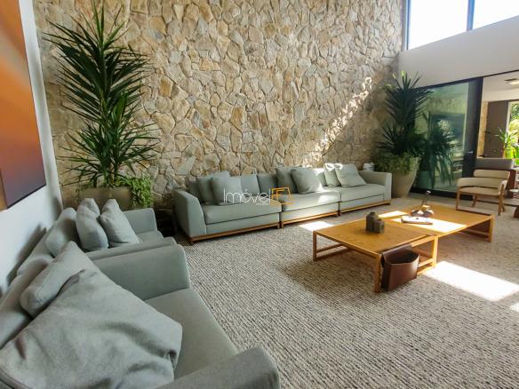 Casa no Condomínio Ponta das Toninhas com 604 m² em Ubatuba