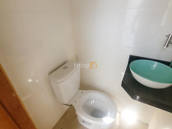 Casa Triplex com 130M2 no Indaia Caraguatatuba