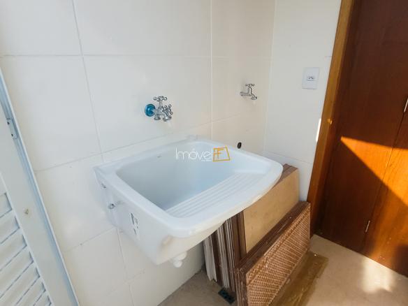 Casa Triplex com 130M2 no Indaia Caraguatatuba