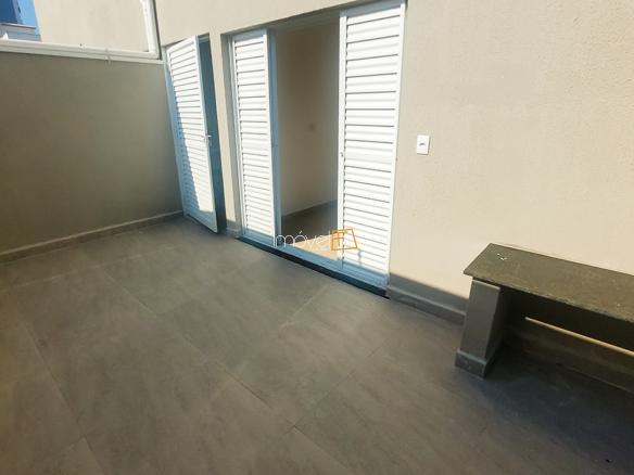 Casa Triplex com 130M2 no Indaia Caraguatatuba