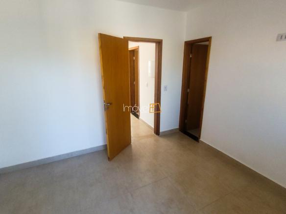 Casa Triplex com 130 M2 no Indaiá Caraguatatuba