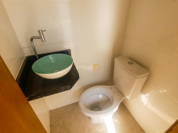Casa Triplex com 130 M2 no Indaiá Caraguatatuba