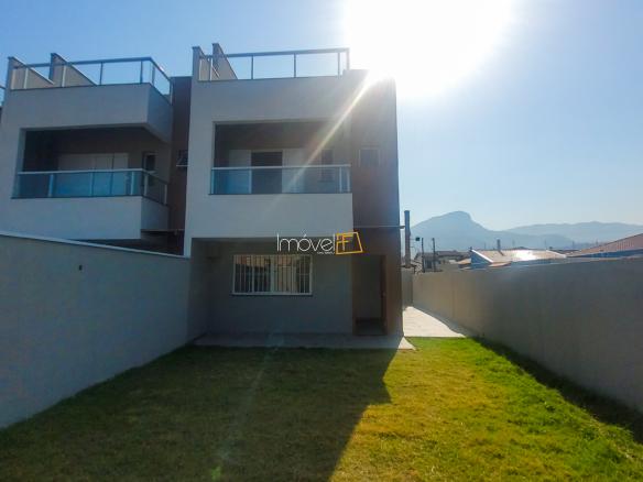 Casa Triplex com 130 M2 no Indaiá Caraguatatuba