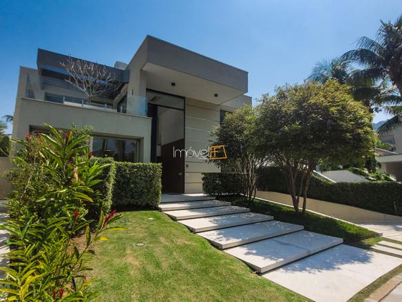 Casa para Temporada Condomínio Costa Verde Tabatinga com 8 Suítes e 692m²