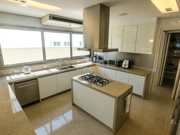 Casa para Temporada Condomínio Costa Verde Tabatinga com 8 Suítes e 692m²