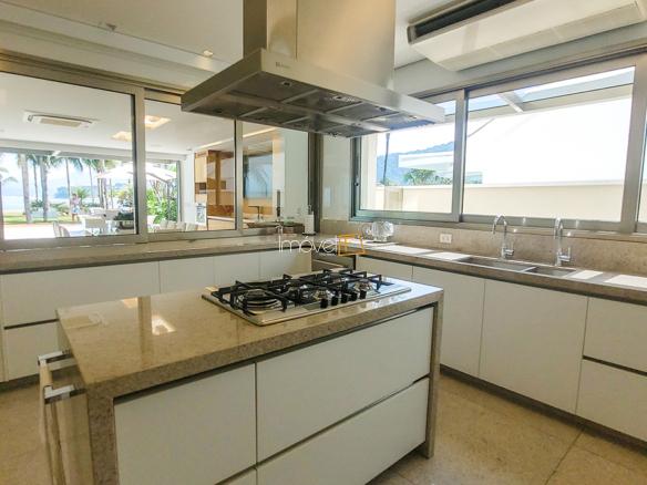Casa para Temporada Condomínio Costa Verde Tabatinga com 8 Suítes e 692m²