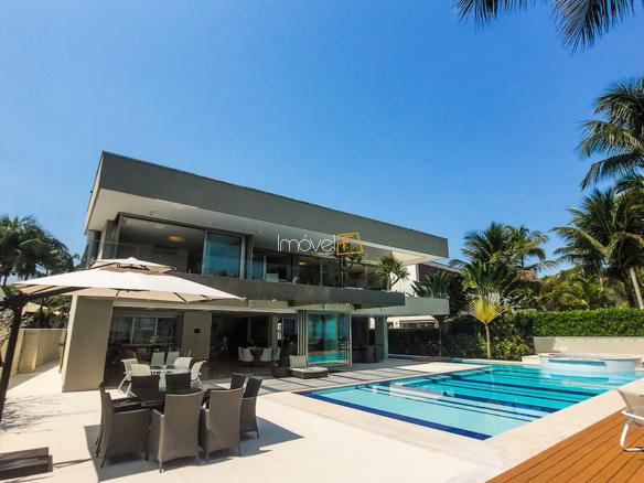 Casa para Temporada Condomínio Costa Verde Tabatinga com 8 Suítes e 692m²
