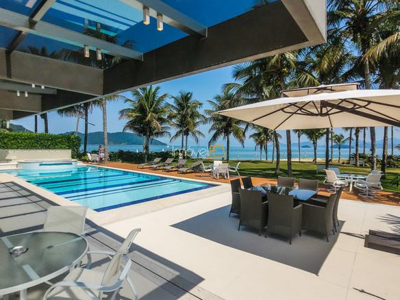 Casa para Temporada Condomínio Costa Verde Tabatinga com 8 Suítes e 692m²