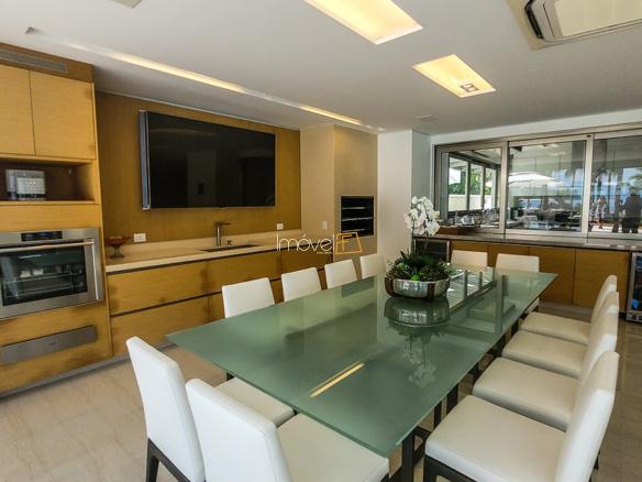 Casa para Temporada Condomínio Costa Verde Tabatinga com 8 Suítes e 692m²