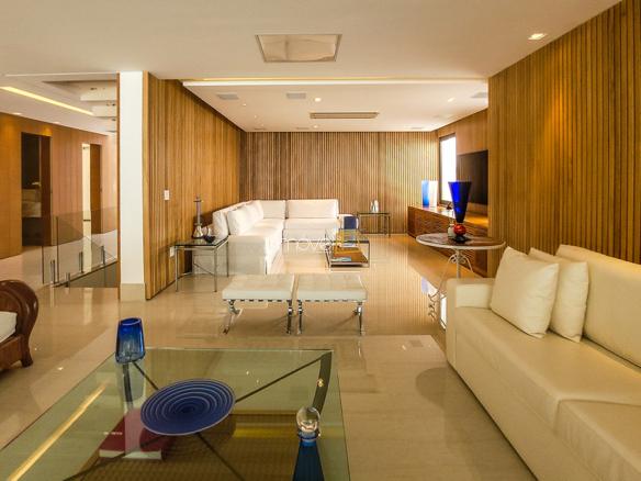 Casa para Temporada Condomínio Costa Verde Tabatinga com 8 Suítes e 692m²