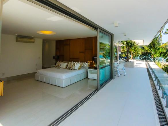 Casa para Temporada Condomínio Costa Verde Tabatinga com 8 Suítes e 692m²
