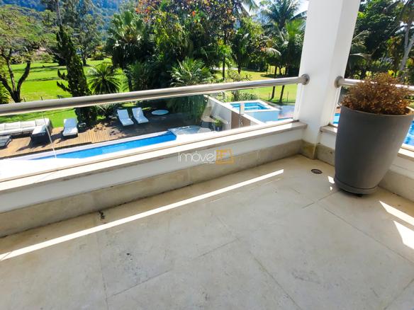 Casa à Venda no Condomínio Costa Verde Tabatinga com 8 suítes e 872 m²