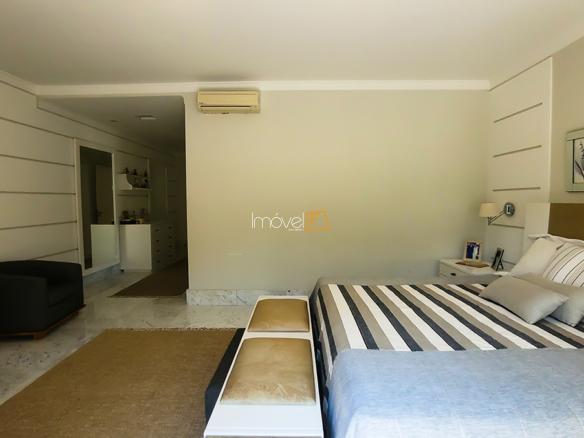 Casa à Venda no Condomínio Costa Verde Tabatinga com 8 suítes e 872 m²