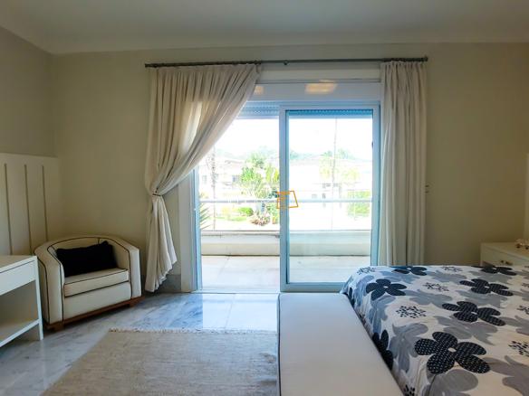 Casa à Venda no Condomínio Costa Verde Tabatinga com 8 suítes e 872 m²