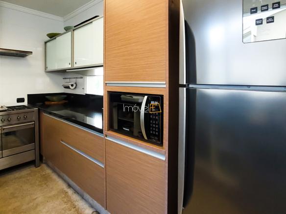 Casa à Venda no Condomínio Costa Verde Tabatinga com 8 suítes e 872 m²