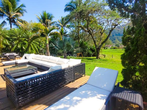 Casa à Venda no Condomínio Costa Verde Tabatinga com 8 suítes e 872 m²