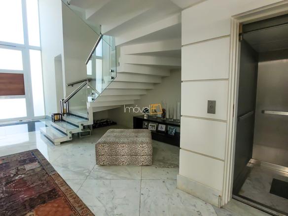 Casa à Venda no Condomínio Costa Verde Tabatinga com 8 suítes e 872 m²