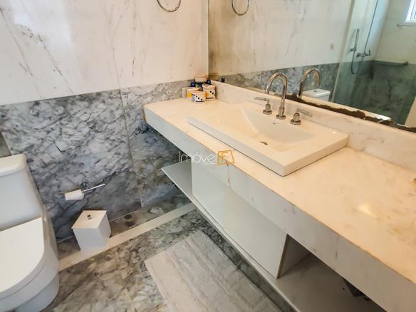 Casa à Venda no Condomínio Costa Verde Tabatinga com 8 suítes e 872 m²