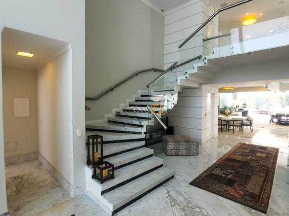 Casa à Venda no Condomínio Costa Verde Tabatinga com 8 suítes e 872 m²