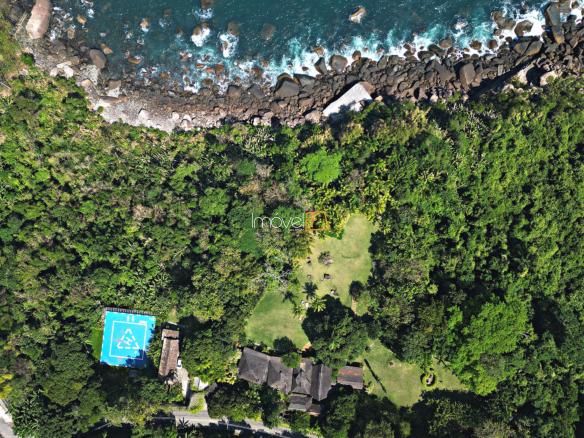 Casa em Ilhabela com 7 suítes, Borrifos com 1.003,41m²