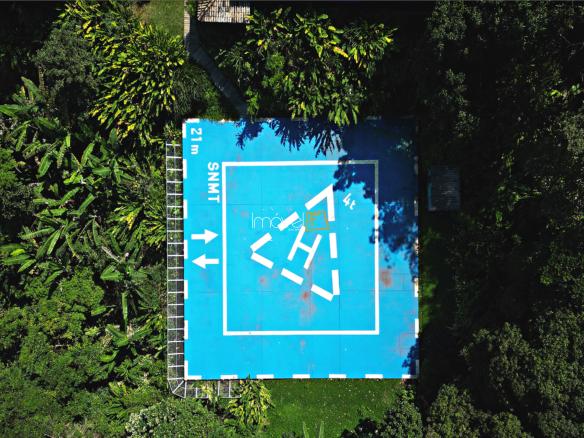 Casa em Ilhabela com 7 suítes, Borrifos com 1.003,41m²