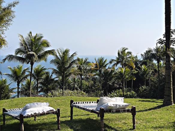 Casa em Ilhabela com 7 suítes, Borrifos com 1.003,41m²