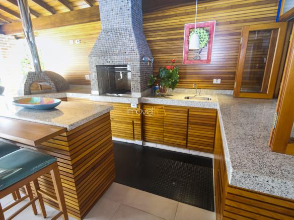 Casa para Venda e Aluguel Temporada Condomínio Costa Verde Tabatinga com 6 quartos, na Praia de Tabatinga com 570m²