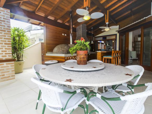 Casa para Venda e Aluguel Temporada Condomínio Costa Verde Tabatinga com 6 quartos, na Praia de Tabatinga com 570m²