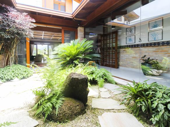 Casa para Venda e Aluguel Temporada Condomínio Costa Verde Tabatinga com 6 quartos, na Praia de Tabatinga com 570m²