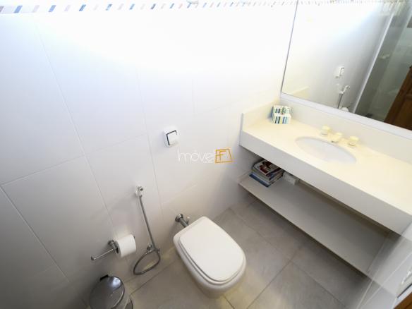 Casa para Venda e Aluguel Temporada Condomínio Costa Verde Tabatinga com 6 quartos, na Praia de Tabatinga com 570m²