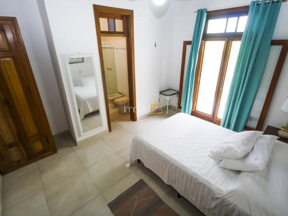 Casa para Venda e Aluguel Temporada Condomínio Costa Verde Tabatinga com 6 quartos, na Praia de Tabatinga com 570m²