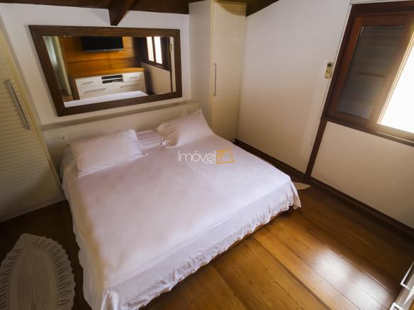 Casa para Venda e Aluguel Temporada Condomínio Costa Verde Tabatinga com 6 quartos, na Praia de Tabatinga com 570m²