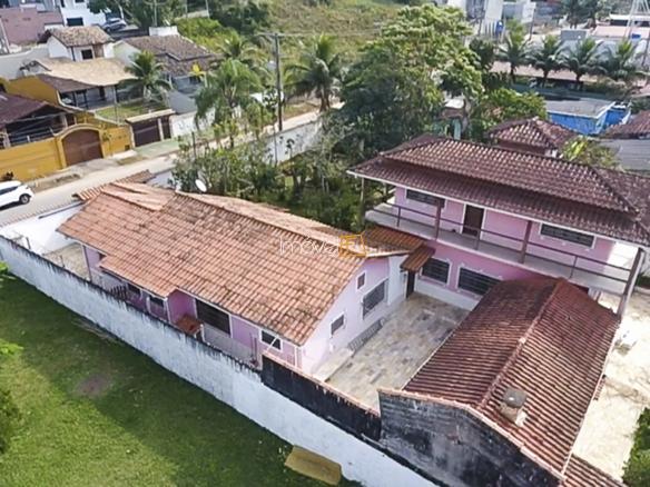 Casa para Venda e locação com 5 dormitórios, em Massaguaçu com 1350m²